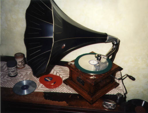 The Victor II phonograph